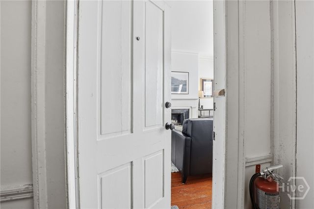 24 E Macon Street, Savannah, GA 31401