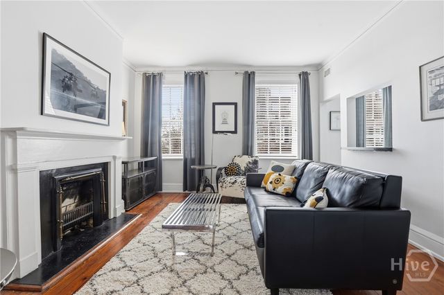 24 E Macon Street, Savannah, GA 31401