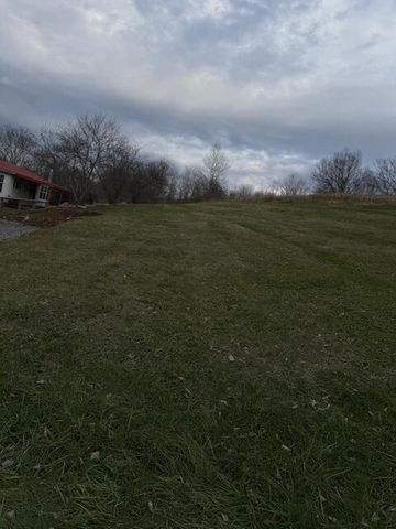 301 S Walnut Street, Carlisle, KY 40311