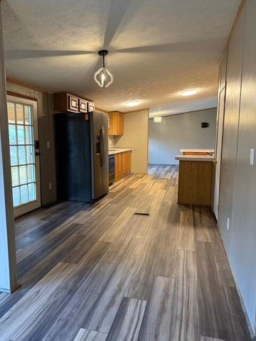 301 S Walnut Street, Carlisle, KY 40311