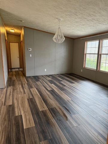 301 S Walnut Street, Carlisle, KY 40311