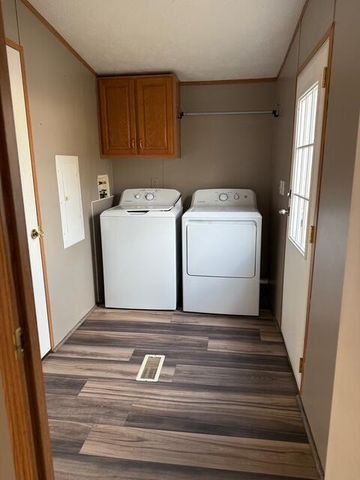 301 S Walnut Street, Carlisle, KY 40311