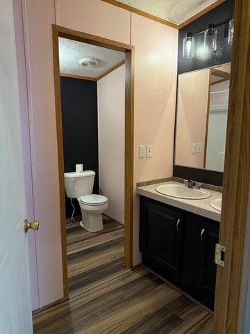 301 S Walnut Street, Carlisle, KY 40311