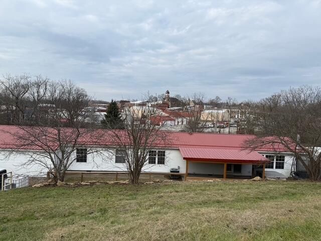 301 S Walnut Street, Carlisle, KY 40311