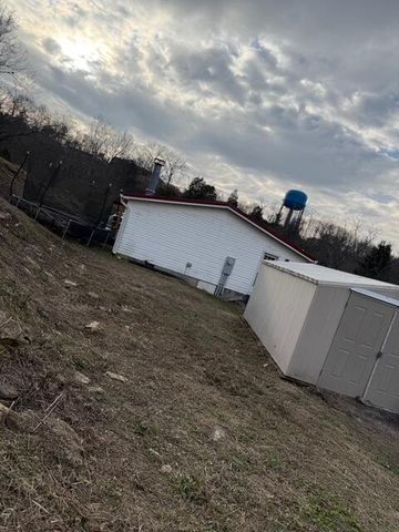 301 S Walnut Street, Carlisle, KY 40311