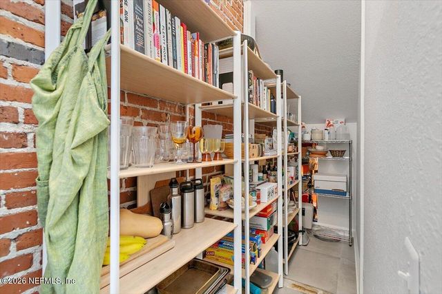 1951 N MARKET Street 9, Jacksonville, FL 32206