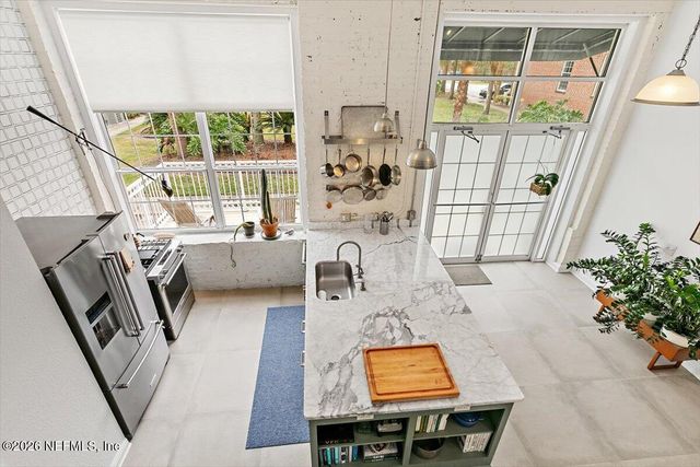 1951 N MARKET Street 9, Jacksonville, FL 32206