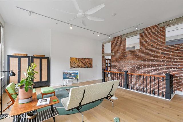 1951 N MARKET Street 9, Jacksonville, FL 32206