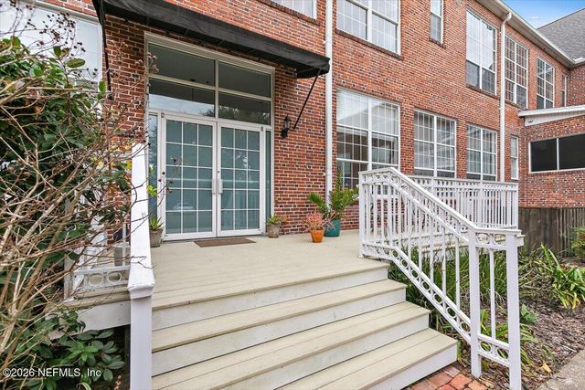 1951 N MARKET Street 9, Jacksonville, FL 32206