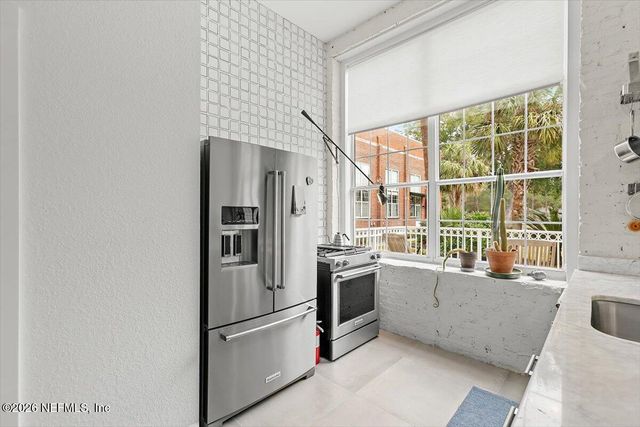 1951 N MARKET Street 9, Jacksonville, FL 32206