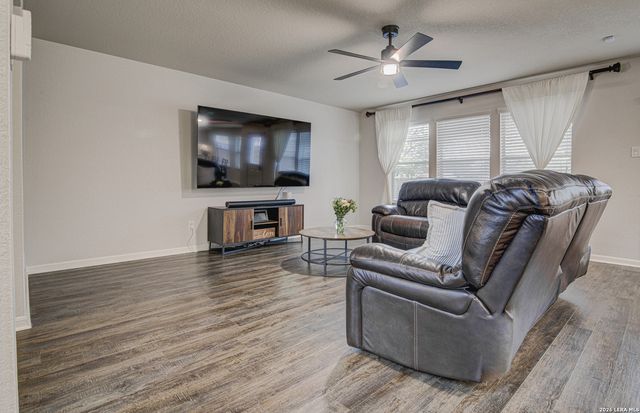 10614 Black Wolf Bay, San Antonio, TX 78245