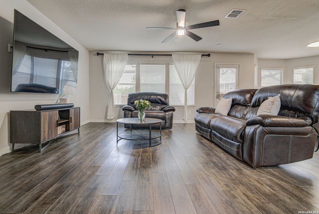 10614 Black Wolf Bay, San Antonio, TX 78245