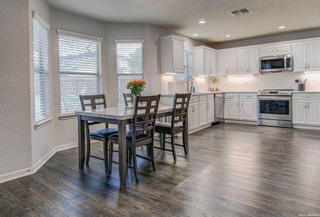 10614 Black Wolf Bay, San Antonio, TX 78245