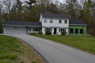 230 West St, Paxton, MA 01612