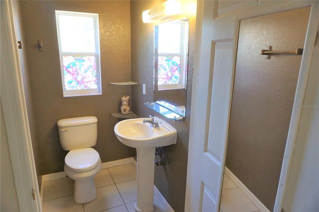 5140 SUMMER HILL DRIVE, Zephyrhills, FL 33542