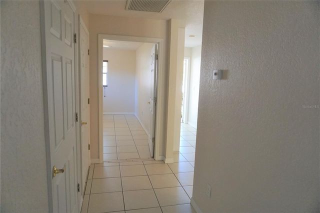 5140 SUMMER HILL DRIVE, Zephyrhills, FL 33542