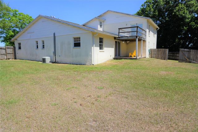 5140 SUMMER HILL DRIVE, Zephyrhills, FL 33542