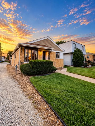 7852 Neenah Avenue, Burbank, IL 60459