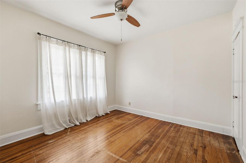 Image 21 of property listing at 1309 E WILDER AVENUE, Tampa, FL 33603