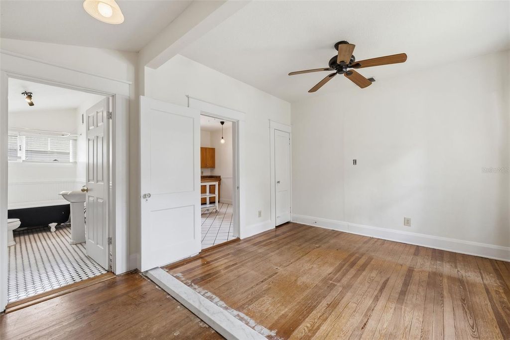 Image 24 of property listing at 1309 E WILDER AVENUE, Tampa, FL 33603