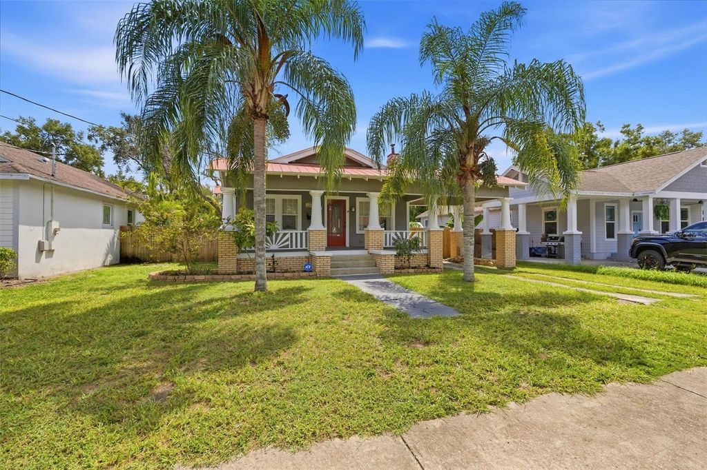 Image 4 of property listing at 1309 E WILDER AVENUE, Tampa, FL 33603