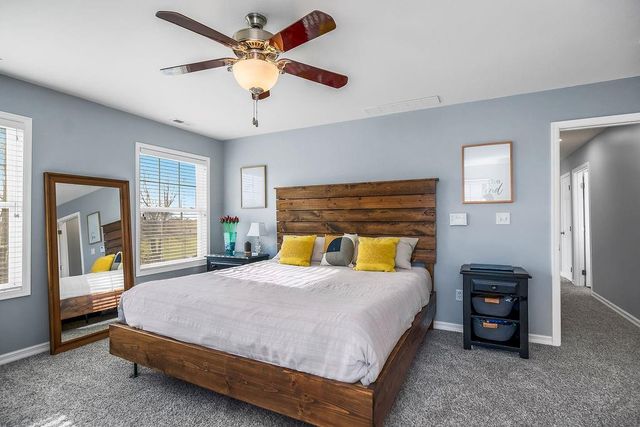 992 E 750 Road, Lawrence, KS 66047