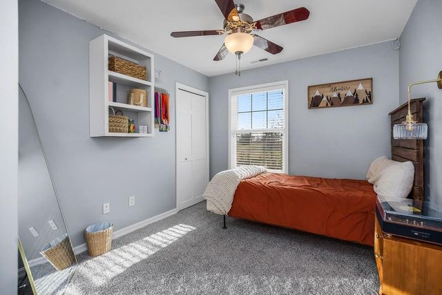 992 E 750 Road, Lawrence, KS 66047