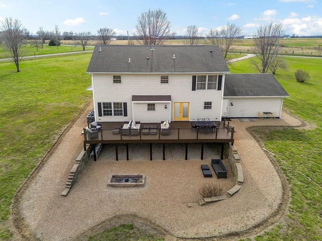 992 E 750 Road, Lawrence, KS 66047