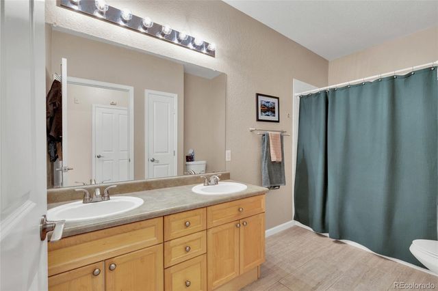 9557 W San Juan Circle 201, Littleton, CO 80128