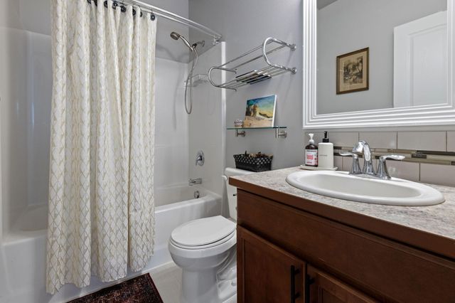 3559 SW Pumice Place, Redmond, OR 97756