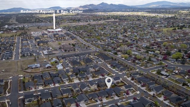 3559 SW Pumice Place, Redmond, OR 97756