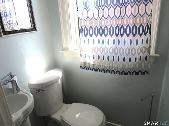 430 Blohm Street, West Haven, CT 06516