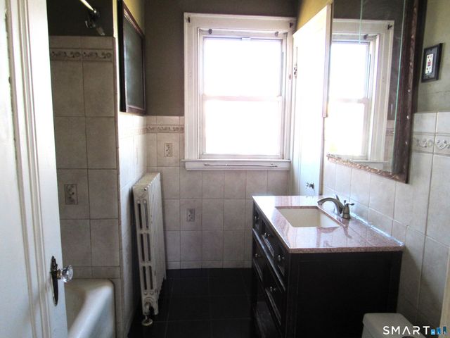 430 Blohm Street, West Haven, CT 06516