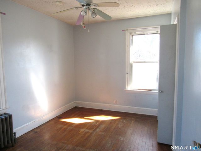 430 Blohm Street, West Haven, CT 06516