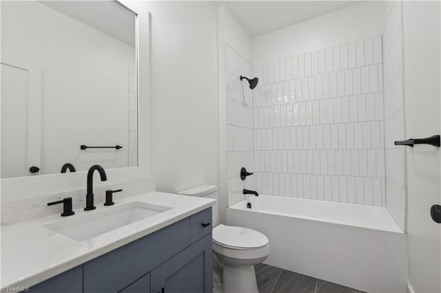 99 Moore Lane, Galax, VA 24333