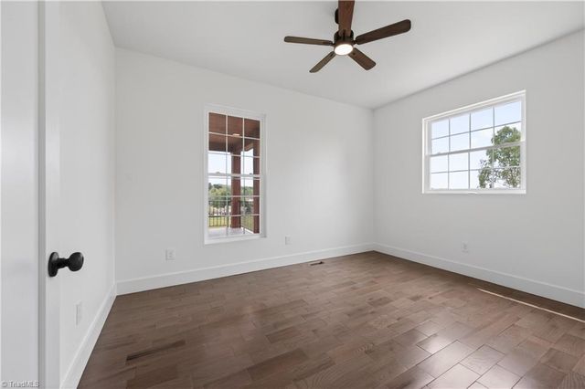 99 Moore Lane, Galax, VA 24333