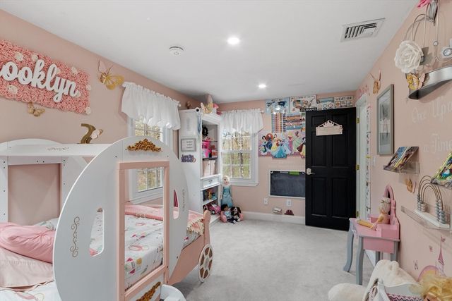 279 Redemption Rock Trl, Sterling, MA 01564