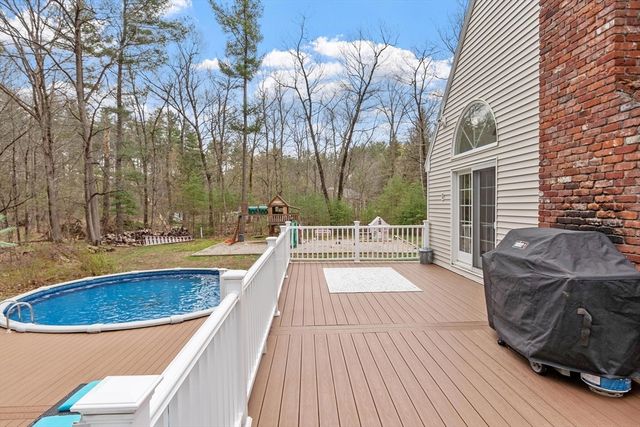 279 Redemption Rock Trl, Sterling, MA 01564