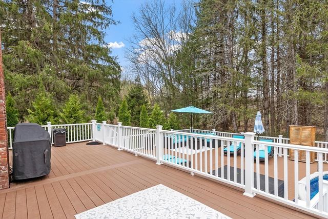 279 Redemption Rock Trl, Sterling, MA 01564