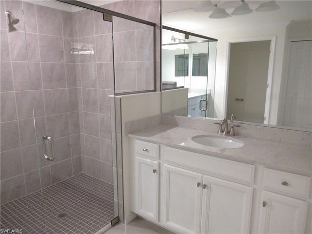 12032 Hawthorn Lake DR 102, Fort Myers, FL 33913