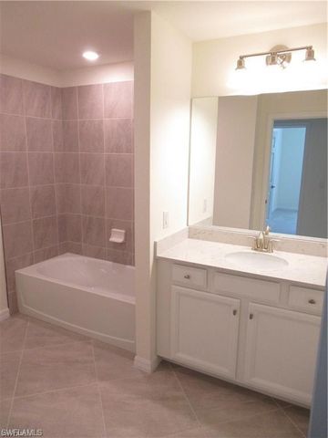 12032 Hawthorn Lake DR 102, Fort Myers, FL 33913