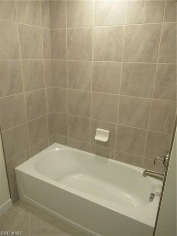 12032 Hawthorn Lake DR 102, Fort Myers, FL 33913