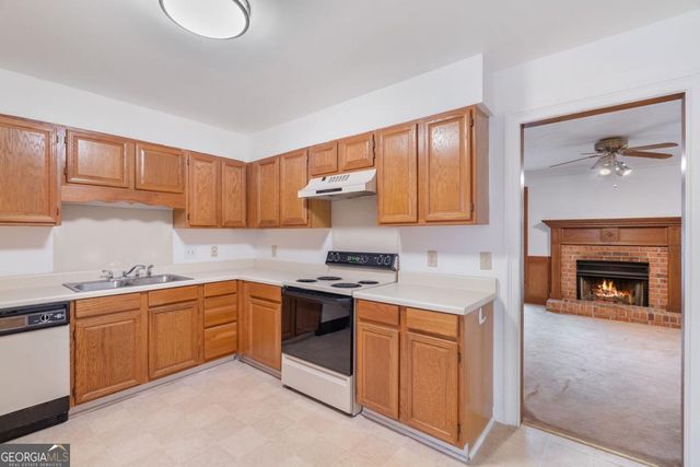 3278 Hampton Green Way, Atlanta, GA 30340