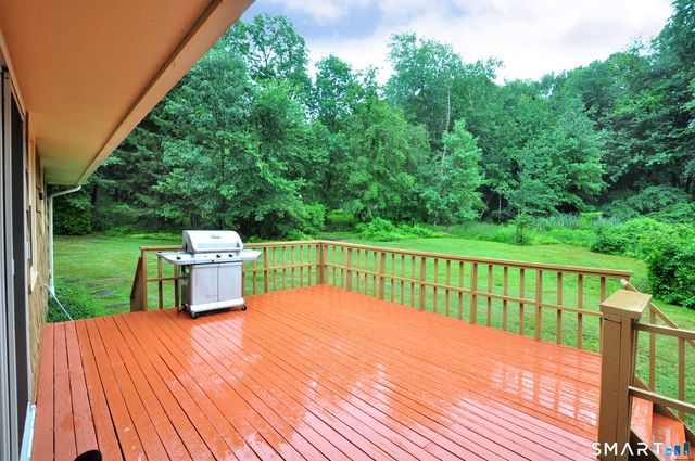 46 Butternut Road, Manchester, CT 06040