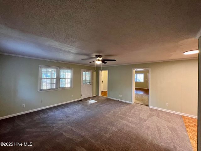 645 N Page Street, Southern Pines, NC 28387