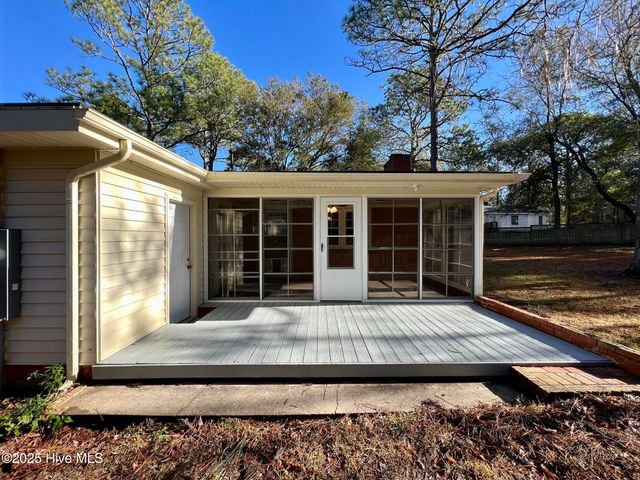 645 N Page Street, Southern Pines, NC 28387