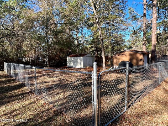 645 N Page Street, Southern Pines, NC 28387