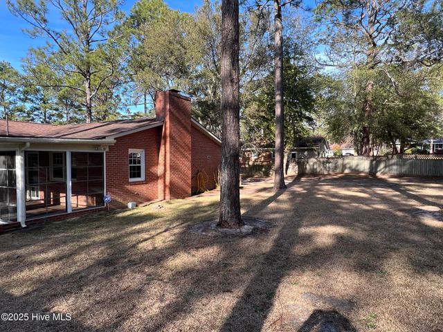 645 N Page Street, Southern Pines, NC 28387