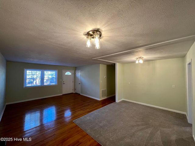 645 N Page Street, Southern Pines, NC 28387