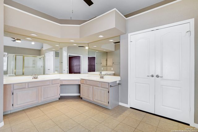 13823 Shavano Glenn, San Antonio, TX 78230